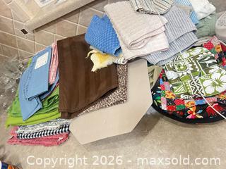 MaxSold Auction: Table linens and kitchen towels  - Longmont (Colorado, USA) PARTNER MANAGED Estate Sale Online Auction - Whitehall Drive