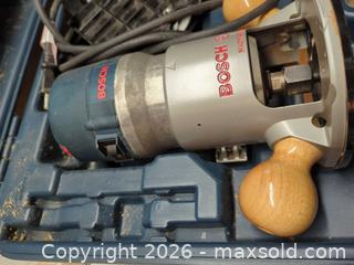 MaxSold Auction: Bosch Corded Magnesium-Housing Wood Router - Saanich (British Columbia, Canada) PARTNER MANAGED Moving Online Auction - Treetop Heights