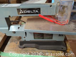 MaxSold Auction: Delta Corded Electric Scroll Saw - Saanich (British Columbia, Canada) PARTNER MANAGED Moving Online Auction - Treetop Heights