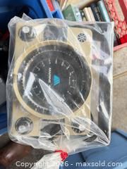 MaxSold Auction: Lot of Marine Parts, Electronics, Manuals & Tools - Saanich (British Columbia, Canada) PARTNER MANAGED Moving Online Auction - Treetop Heights