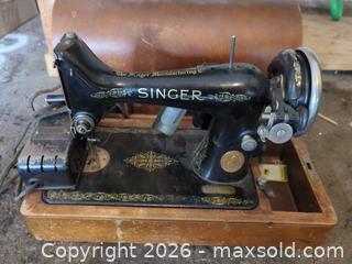 MaxSold Auction: Vintage Singer Mechanical Sewing Machine with Wooden Base & Cover - Saanich (British Columbia, Canada) PARTNER MANAGED Moving Online Auction - Treetop Heights