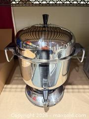 MaxSold Auction: Farberware Electric Coffee Urn / Beverage Dispenser, 30-50 Cup - Warwick (Rhode Island, USA) SELLER MANAGED Reseller Online Auction - Warwick Avenue