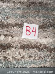 MaxSold Auction: Home Decorators Collection 2x7 Striped Runner Rug - Warwick (Rhode Island, USA) SELLER MANAGED Reseller Online Auction - Warwick Avenue