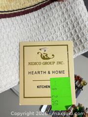MaxSold Auction: Kitchen Linens, Napkin Rings & Serving Spreaders - Warwick (Rhode Island, USA) SELLER MANAGED Reseller Online Auction - Warwick Avenue