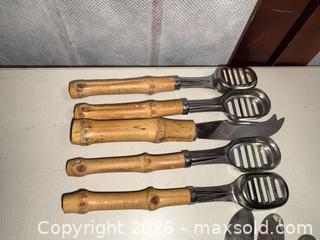 MaxSold Auction: Lot of 16–30 Assorted Cheese & Cocktail Utensils - Warwick (Rhode Island, USA) SELLER MANAGED Reseller Online Auction - Warwick Avenue