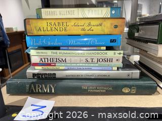 MaxSold Auction: Lot of Mixed Hardcover & Paperback Books: Travel, Cookbooks, Fiction - Warwick (Rhode Island, USA) SELLER MANAGED Reseller Online Auction - Warwick Avenue