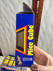 MaxSold Auction: Mice Cube Mousetraps, 10-Pack - Warwick (Rhode Island, USA) SELLER MANAGED Reseller Online Auction - Warwick Avenue