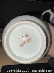 MaxSold Auction: Porcelain Teapot, Sugar Bowl & Creamer with Gold Accents - Warwick (Rhode Island, USA) SELLER MANAGED Reseller Online Auction - Warwick Avenue