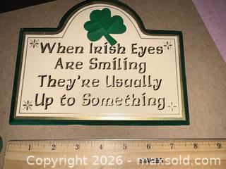 MaxSold Auction: St. Patrick's Day Holiday Decor Lot — Green Ceramic, Plush, Glass - Warwick (Rhode Island, USA) SELLER MANAGED Reseller Online Auction - Warwick Avenue