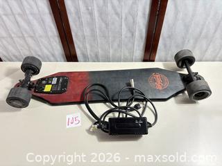 MaxSold Auction: TeamGee Electric Longboard Skateboard - Warwick (Rhode Island, USA) SELLER MANAGED Reseller Online Auction - Warwick Avenue