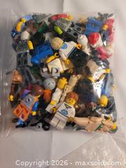 MaxSold Auction: Lego figures & accessory pieces - Hamilton (Ontario, Canada) SELLER MANAGED Downsizing Online Auction - Cochrane Rd.