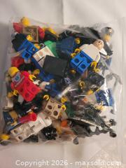 MaxSold Auction: Lego figures & accessory pieces - Hamilton (Ontario, Canada) SELLER MANAGED Downsizing Online Auction - Cochrane Rd.