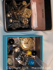 MaxSold Auction: Men's accessories plus - Hamilton (Ontario, Canada) SELLER MANAGED Downsizing Online Auction - Cochrane Road