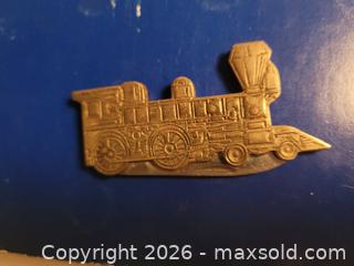 MaxSold Auction: Train handle pocket instrument - Hamilton (Ontario, Canada) SELLER MANAGED Downsizing Online Auction - Cochrane Road