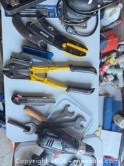MaxSold Auction: Assorted Hand and Power Tools (Mixed Lot) - Surrey (British Columbia, Canada) SELLER MANAGED Estate Sale Online Auction -  16 Avenue