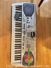 MaxSold Auction: Casio LK-92 / LK-92TU 61-Key Electronic Keyboard - Surrey (British Columbia, Canada) SELLER MANAGED Estate Sale Online Auction -  16 Avenue