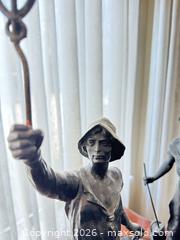 MaxSold Auction: Pair of Neoclassical-Style Patinated Statues Over 24 in - Surrey (British Columbia, Canada) SELLER MANAGED Estate Sale Online Auction -  16 Avenue