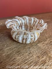 MaxSold Auction: Murano-Style Latticino & Gold Aventurine Art Glass Bowl - Toronto (Ontario, Canada) SUPER SHORT NOTICE PARTNER MANAGED Estate Sale Online Auction -  Wellington Street East (CONDO)