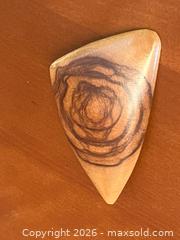 MaxSold Auction: Vintage Brooch & Pin Lot – Figural, Floral, Modernist - Toronto (Ontario, Canada) SUPER SHORT NOTICE PARTNER MANAGED Estate Sale Online Auction -  Wellington Street East (CONDO)