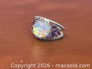 MaxSold Auction: Vintage Opal-Style Statement Ring – Gold Tone  - Toronto (Ontario, Canada) SUPER SHORT NOTICE PARTNER MANAGED Estate Sale Online Auction -  Wellington Street East (CONDO)
