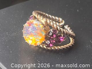MaxSold Auction: Vintage Opal-Style Statement Ring – Gold Tone  - Toronto (Ontario, Canada) SUPER SHORT NOTICE PARTNER MANAGED Estate Sale Online Auction -  Wellington Street East (CONDO)