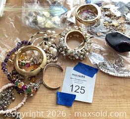 MaxSold Auction: Large Lot of Mixed Costume & Fine Jewelry (25+ Pieces) - Vienna (Virginia, USA) PARTNER MANAGED Estate Sale Online Auction - Mill Wheel Lane