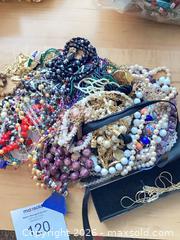 MaxSold Auction: Mixed Lot of Necklaces — Costume & Vintage Styles (10+ pcs) - Vienna (Virginia, USA) PARTNER MANAGED Estate Sale Online Auction - Mill Wheel Lane