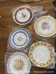 MaxSold Auction: Porcelain Salad/Dessert Plates, Lot of 15, 6–8 in - Vienna (Virginia, USA) PARTNER MANAGED Estate Sale Online Auction - Mill Wheel Lane