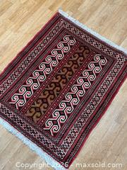 MaxSold Auction: Persian brand new rug handmade  - Toronto (Ontario, Canada) SUPER SHORT NOTICE SELLER MANAGED Downsizing Online Auction - Eglinton Avenue East
