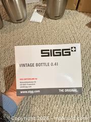 MaxSold Auction: Assorted Drinkware & Wine Accessories - Oakville (Ontario, Canada) PARTNER MANAGED Estate Sale Online Auction - Dorval Drive