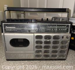 MaxSold Auction: DVD/VHS Player, Cassette Players and CDs/DVDs - Oakville (Ontario, Canada) PARTNER MANAGED Estate Sale Online Auction - Dorval Drive