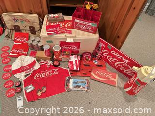 MaxSold Auction: Vintage Coca-Cola Collector Items - Oakville (Ontario, Canada) PARTNER MANAGED Estate Sale Online Auction - Dorval Drive