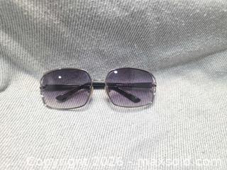 MaxSold Auction: Vintage Gucci 2862/S Italian Designer Sunglasses - Gunmetal & Gradient - San Jose (California, USA) SELLER MANAGED Downsizing Online Auction - North 24th Street