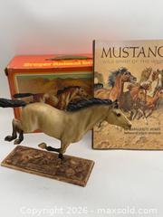 MaxSold Auction: 1976 Breyer Hobo The Double Lazy Heart Ranch Gift Set - Menlo Park (California, USA) SELLER MANAGED Downsizing Online Auction - Henderson Place