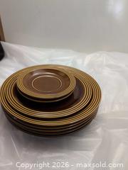 MaxSold Auction: 8 hornsea heirloom plates - Victoria (British Columbia, Canada) SELLER MANAGED Reseller Online Auction - Island Highway