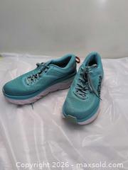 MaxSold Auction: Hoka shoes - Victoria (British Columbia, Canada) SELLER MANAGED Reseller Online Auction - Island Highway
