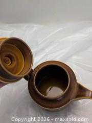 MaxSold Auction: Hornsea heirloom teapot - Victoria (British Columbia, Canada) SELLER MANAGED Reseller Online Auction - Island Highway