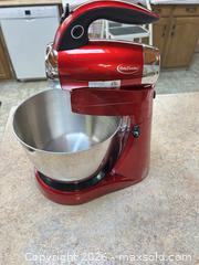 MaxSold Auction: Betty Crocker Red Stand Mixer, 3.0 L Stainless Steel Bowl - Acme (Alberta, Canada) SELLER MANAGED Moving Online Auction - Township Road 292
