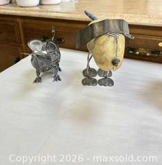 MaxSold Auction: Garden & Home Decor Lot: Metal Sculptures, Resin Birdbath, Plate - Acme (Alberta, Canada) SELLER MANAGED Moving Online Auction - Township Road 292