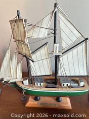 MaxSold Auction: Lot of 6–10 Decorative Model Sailboats, Lighthouses & Boats - Acme (Alberta, Canada) SELLER MANAGED Moving Online Auction - Township Road 292
