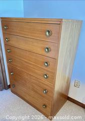 MaxSold Auction: Mid-Century Modern 5-Drawer Dresser, Light Brown Honey - Acme (Alberta, Canada) SELLER MANAGED Moving Online Auction - Township Road 292