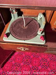 MaxSold Auction: Westinghouse Vintage Walnut Stereo Console with Turntable - Acme (Alberta, Canada) SELLER MANAGED Moving Online Auction - Township Road 292