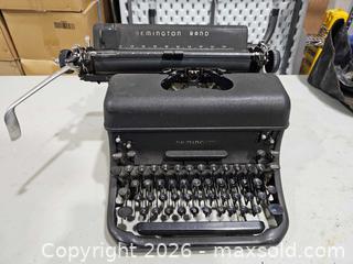 MaxSold Auction: Remington Rand Manual Typewriter, Black Metal - Toronto (Ontario, Canada) PARTNER MANAGED Reseller Online Auction - Coldwater Road