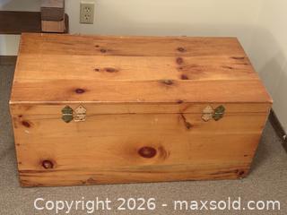 MaxSold Auction: Very Vintage Pine Blanket Box - Ottawa (Kanata) (Ontario, Canada) SELLER MANAGED Estate Sale Online Auction - Country Lane West