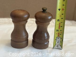 MaxSold Auction: Vintage 1960s/70s Hardwood Salt & Pepper Shakers Set - Ottawa (Kanata) (Ontario, Canada) SELLER MANAGED Estate Sale Online Auction - Country Lane West