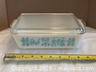 MaxSold Auction: Vintage 1960s/70s Pyrex 1 1/2 Quart Casserole Dish With Lid - Ottawa (Kanata) (Ontario, Canada) SELLER MANAGED Estate Sale Online Auction - Country Lane West
