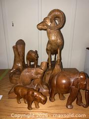 MaxSold Auction: Animal sculpture, statue, figures  - Toronto (Ontario, Canada) PARTNER MANAGED Estate Sale Online Auction - Glencairn Avenue