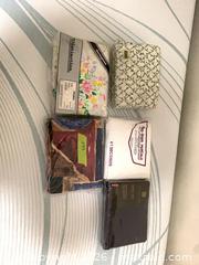 MaxSold Auction: Bed sheet  - Toronto (Ontario, Canada) PARTNER MANAGED Estate Sale Online Auction - Glencairn Avenue