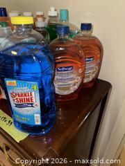 MaxSold Auction: Cleaning supplies  - Toronto (Ontario, Canada) PARTNER MANAGED Estate Sale Online Auction - Glencairn Avenue