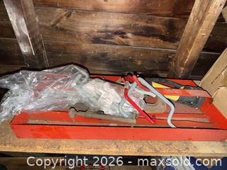 MaxSold Auction: Gardening supplies and more  - Toronto (Ontario, Canada) PARTNER MANAGED Estate Sale Online Auction - Glencairn Avenue